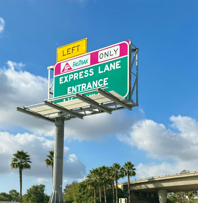 405 express lanes sign