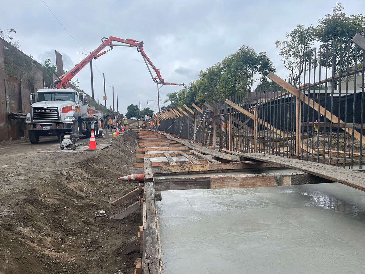 retaining wall construction